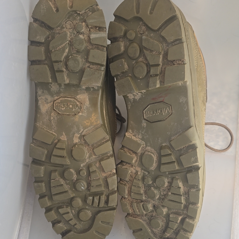 Danner Tan and Olive Men's Boots - Picture 4 of 4
